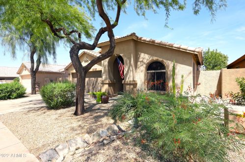 7839 27th Way, Phoenix, AZ 85042-7068