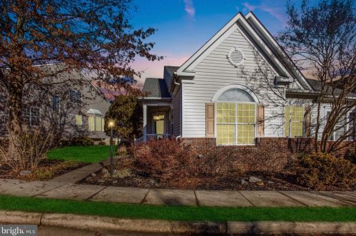 9741 Craighill Dr, Bristow, VA 20136-2509