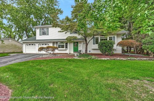 82 Church Rd, Morganville, NJ 07751-1364