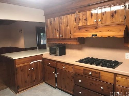 13509 Lakeview Rd, Lakeside, CA 92040-4817