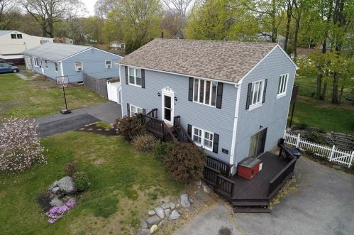 81 Pender Ave, Warwick, RI 02889-4804