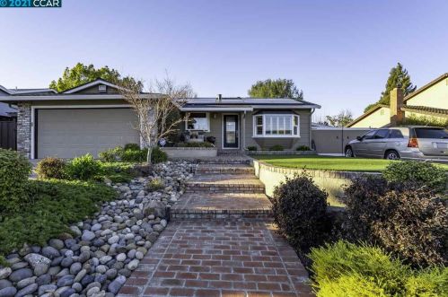 3031 Pine Valley Rd, San Ramon, CA 94583-3323