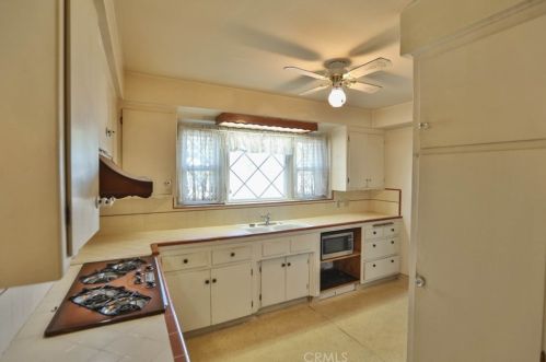 801 Bluff Rd, Montebello CA  90640-5921 exterior