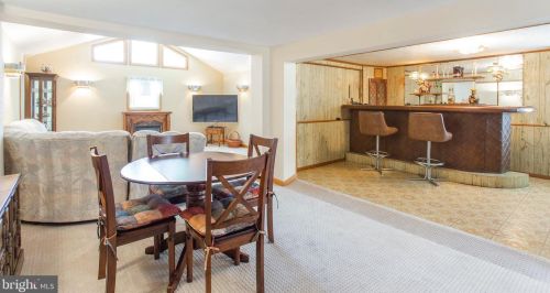 913 Catherine Ave, Woodlyn PA  19094-1002 exterior