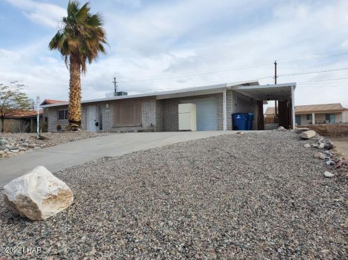 2386 Malahini Dr, Lake Havasu City AZ  86404-2003 exterior