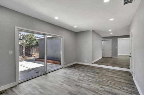 3770 Polton Place Way, San Jose CA  95121-1931 exterior