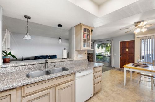 704 Silver Dr, Vista CA  92083-4243 exterior