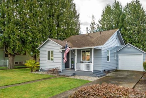 1704 Main St, Sumner WA  98390-1816 exterior