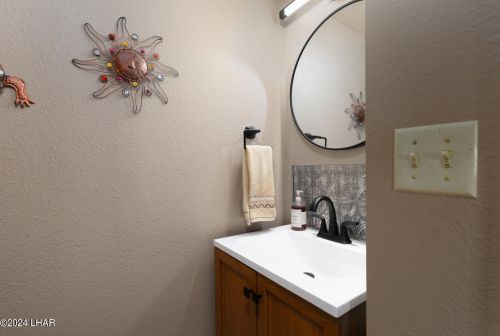 1759 Los Lagos Dr, Lake Havasu City AZ  86403-6650 exterior