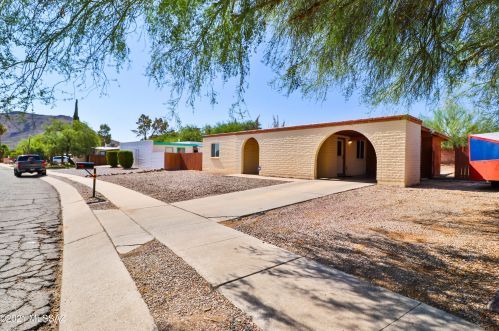 2531 Calle Paraiso, Tucson, AZ 85745-2514
