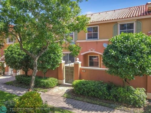 724 106th Ave, Hollywood, FL 33025-6911