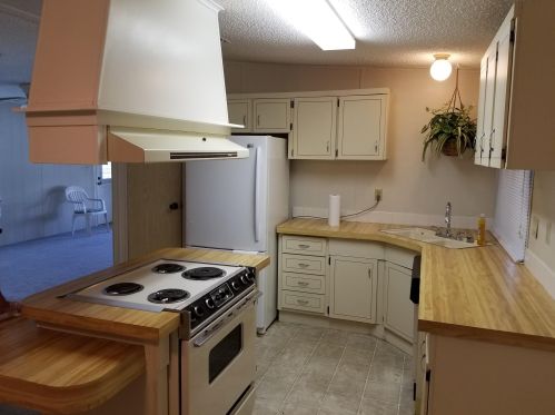 531 Barb Ann Ln, Fort Pierce, FL 34952-7940