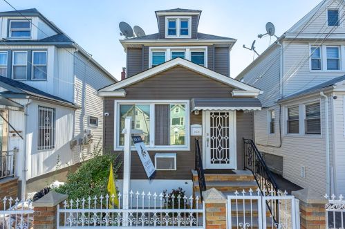 102-14 134th St, Jamaica, NY 11419-1511