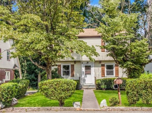 98 Maryton Rd, White Plains, NY 10603-2016