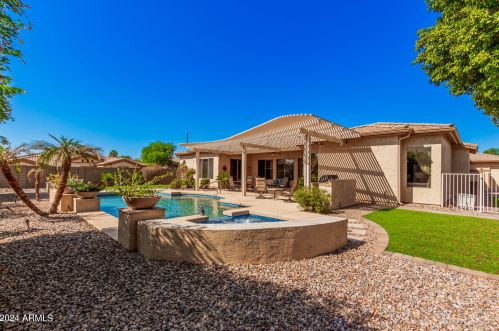 13227 Palo Verde Dr, Litchfield Park AZ  85340-7372 exterior