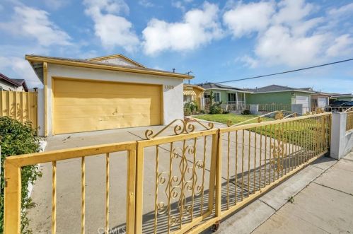 1105 156th St, Compton, CA 90220-3507
