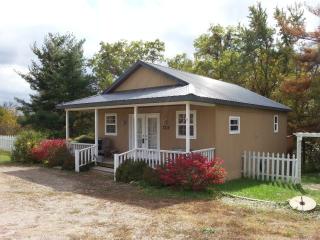 7312 County Road 550, Frankfort, OH 45628-9016