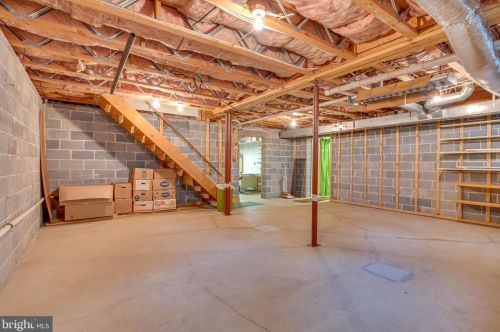 147 Euclid Ave, Charles Town WV  25414-1111 exterior