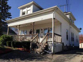 855 Manville Rd, Woonsocket RI  02895-5557 exterior