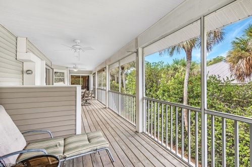 1835 Farm Trl, Sanibel FL  33957-4119 exterior