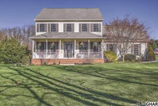 5 Nelson Dr, Carlisle, PA 17015-9337