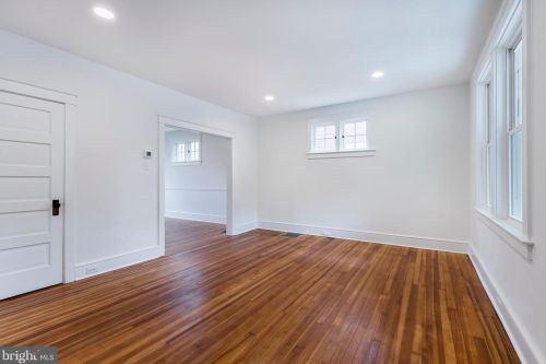 541 Reynolds Ave, Lancaster PA  17602-2146 exterior