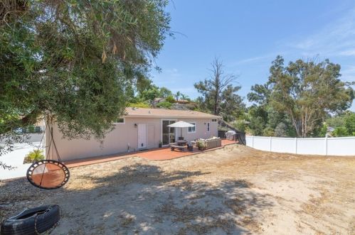 29885 Camino Del Sol Dr, Temecula CA  92592-2114 exterior