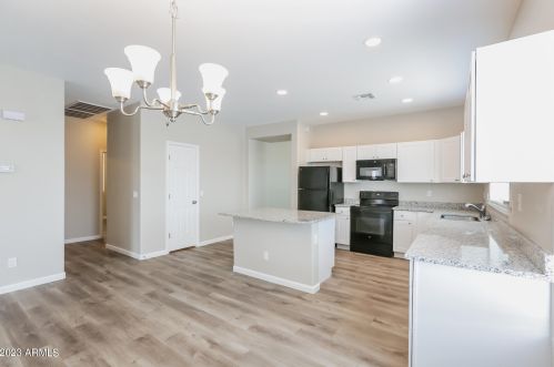 3109 Dunbar Dr, Phoenix AZ  85041-6349 exterior