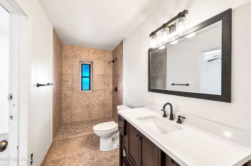 302 Oregon St, Tucson AZ  85706-3250 exterior