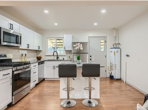 2205 Irving St, Denver CO  80211-5048 exterior