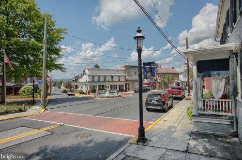 32 Big Spring Ave, North Newton PA  17241-1402 exterior