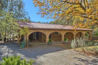 51250 Road 423, Oakhurst, CA 93644-8671