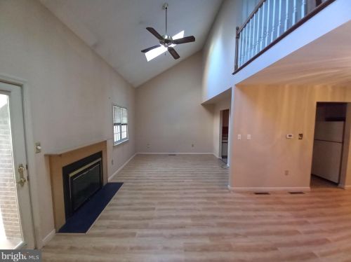 3239 Glengreen Dr, Lancaster, PA 17601-1338