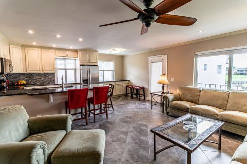 510 Flanders K, Delray Beach FL  33484-5319 exterior