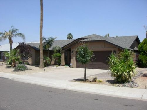 10868 Becker Ln, Scottsdale, AZ 85259-3955