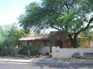 1551 Glencove St, Mesa, AZ 85203-4410