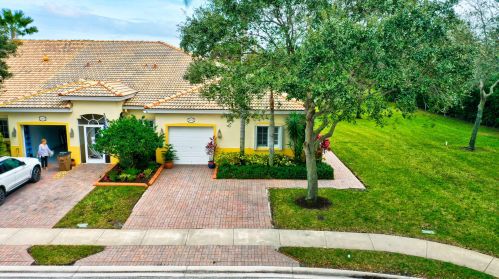 2270 Windjammer Way, West Palm Beach, FL 33411-1810