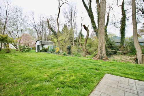 111 Princess Anne Dr, East Freehold NJ  07728-3066 exterior