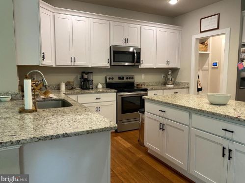 345 Phillips St, Fredericksburg VA  22405-2715 exterior