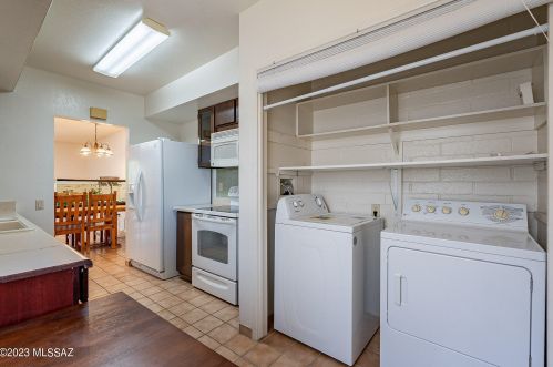 1176 Alpine Cir, Green Valley AZ 85614-1830 exterior