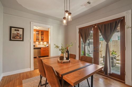 520 Falls Ave, Lodi CA  95240-1018 exterior