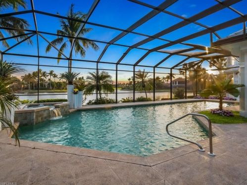 1622 Chinaberry Way, Naples, FL 34105-3051