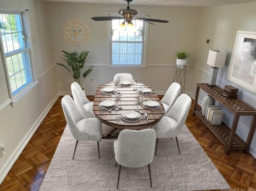31 Thorpe St, North Haven, CT 06473-1849