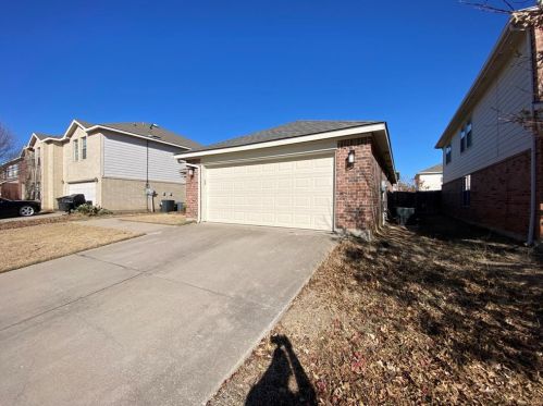 6220 Apalachee Trl, Fort Worth TX  76179-4562 exterior