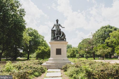 31 14 St, Washington DC  20018-3508 exterior