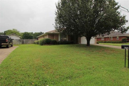 672 Inwood St, West Mineola, TX 75773-1908