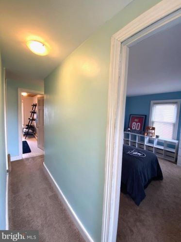 412 Washington Ave, Downingtown PA  19335-2708 exterior