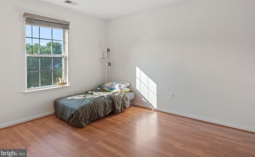 5762 Ralston Ct, Woodbridge VA  22193-3761 exterior