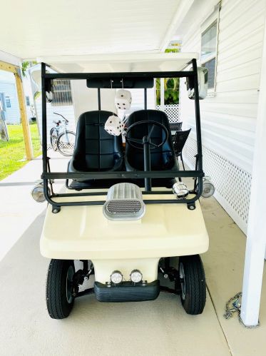 4104 Sandpine Cir, Boynton Beach FL  33436-2660 exterior