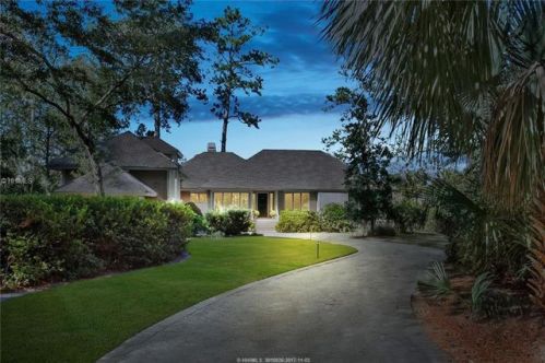 227 Callawassie Dr, Bluffton SC  29909-4218 exterior